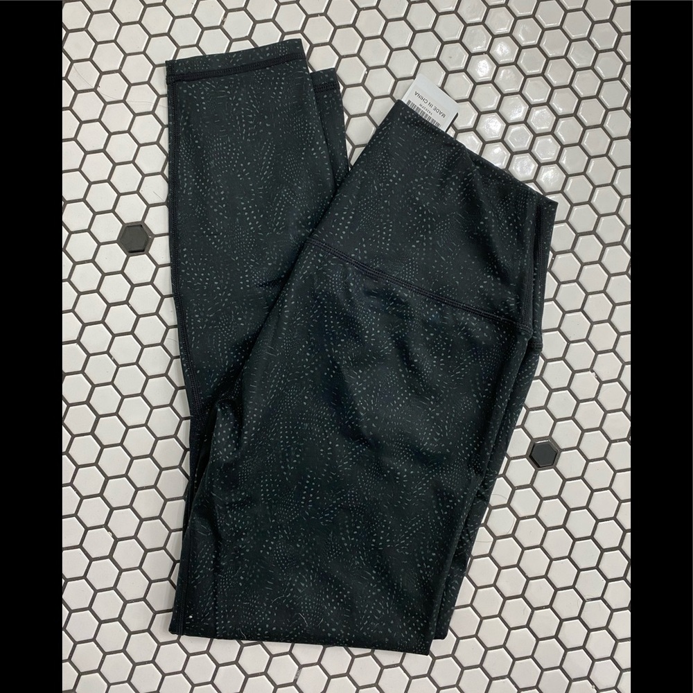 NWT women’s yoga pants size XL